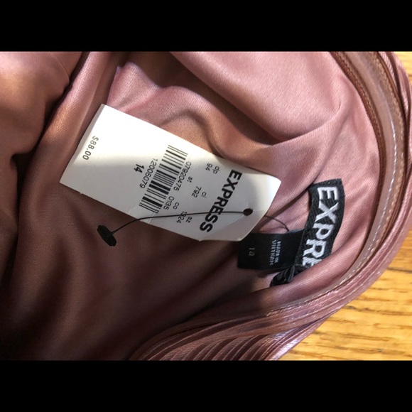 NWT Express dress - Picture 4 of 5